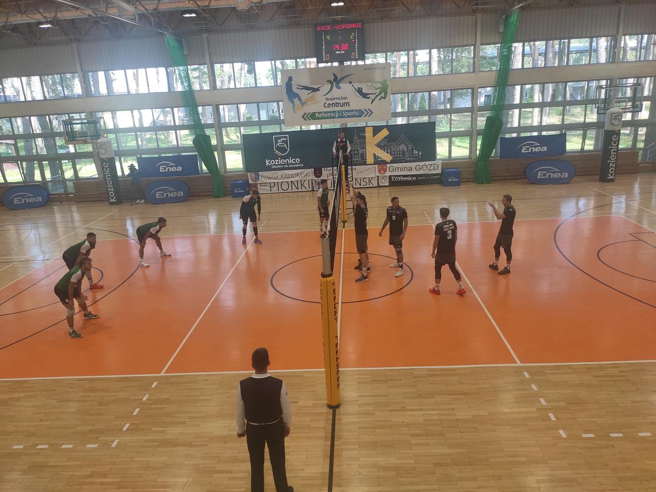 ​Hala sportowa w Kozienicach wypełni się kibicami. W weekend Turniej Partnerstwa Regionalnego