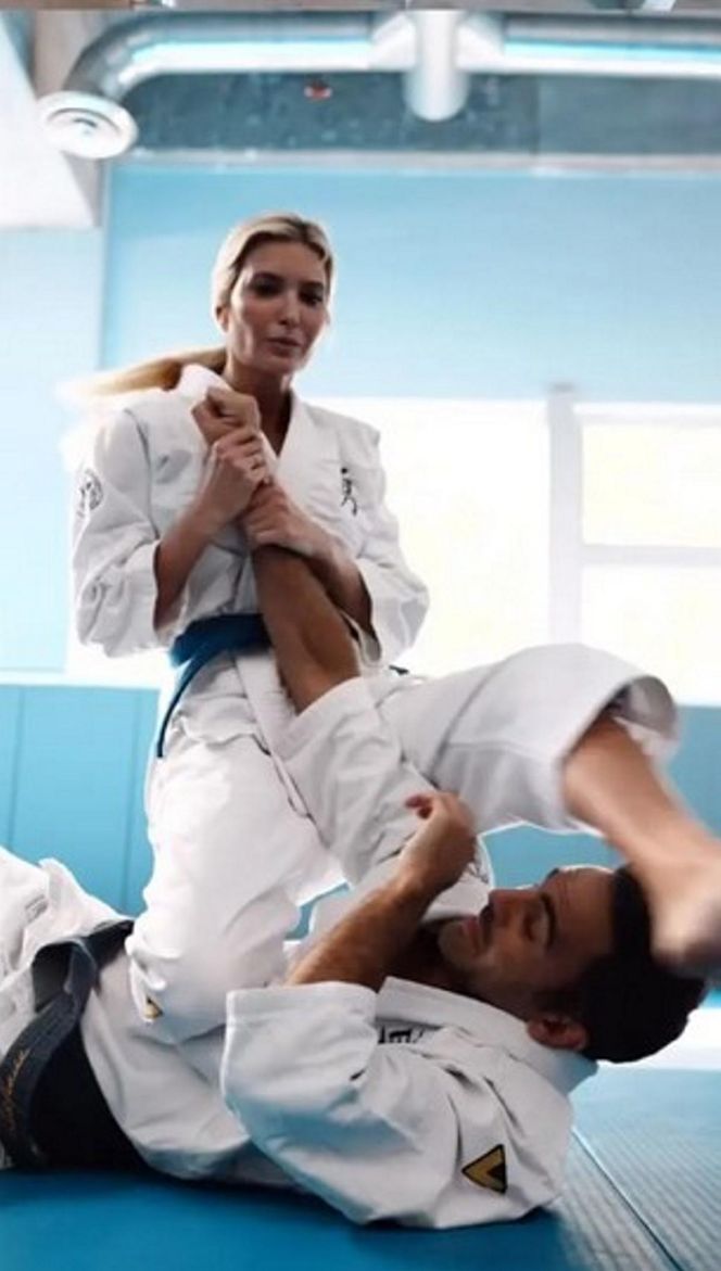 Córka Trumpa ćwiczy ju jitsu! Jej trener rozkochuje w sobie gwiazdy