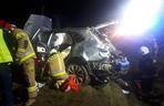 Śmiertelny wypadek na drodze ekspresowej S7. Bentley roztrzaskał się w drobny mak