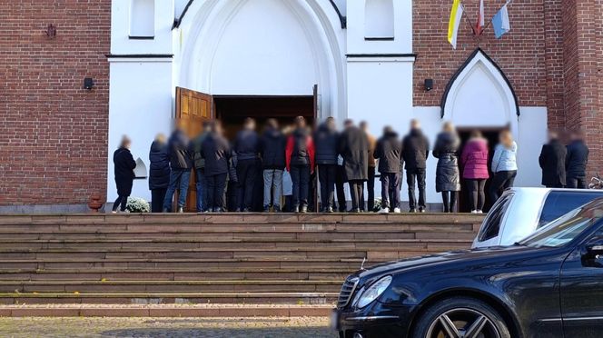 Pogrzeb 17-letniego Łukasza z Woli Osowińskiej