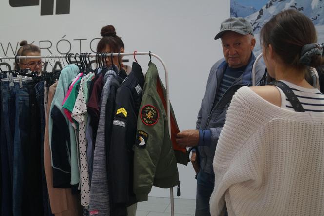 Babi Targ, czyli wielkie wietrzenie szaf w Bydgoszczy [ZDJĘCIA]