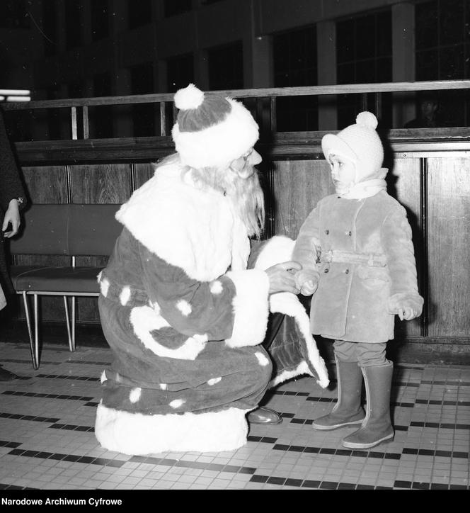 Mikołaj w Centralnym Domu Towarowym - 1968 r.