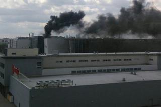Warszawa: pożar w centrum handlowym! Dym widać z mostu Łazienkowskiego [ZDJĘCIA]