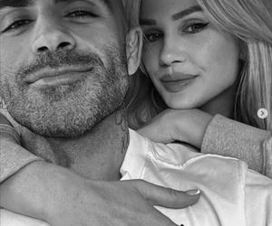 Błyskawiczna zmiana statusu. Akop Szostak w kwietniu się rozwiódł, a w czerwców oświadczył ponownie