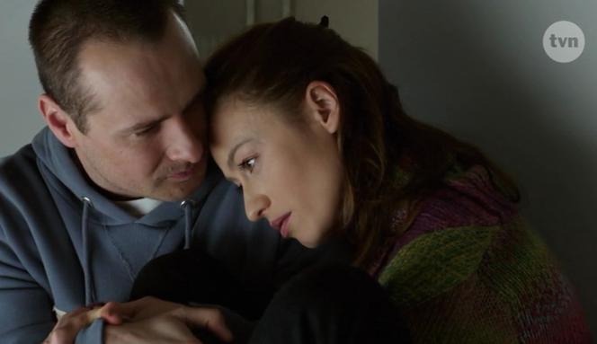 LEKARZE 2 sezon odc. 14. Maks Keller (Paweł Małaszyński), Alicja Szymańska (Magdalena Różczka)