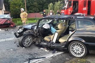 Makabryczny wypadek w Kadczy. Siedem osób poszkodowanych