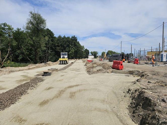 Trwa przebudowa najdłuższej bydgoskiej ulicy. Kiedy pojedziemy tramwajem do Łęgnowa i co jeszcze się zmieni?