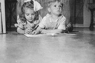 QUIZ PRL. Rymowanki i wyliczanki Polski Ludowej, czyli wspomnienia z dzieciństwa w PRL-u