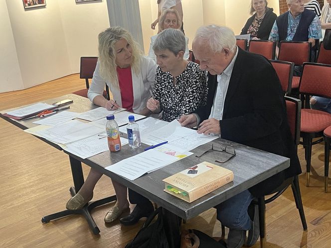 Konkurs wiedzy historycznej w CPS w Nowym Jorku