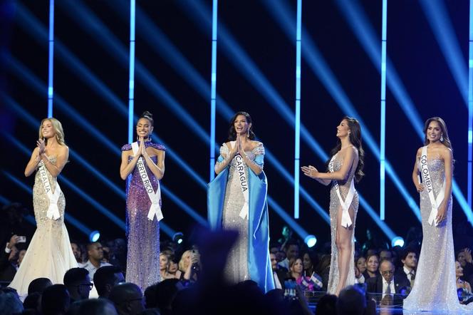 Miss Universe oskarżona o zdradę! "Nie może wrócić do kraju"