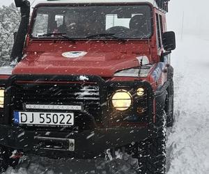 Zamieć śnieżna na Śnieżce. W Karkonoszach panują fatalne warunki pogodowe 