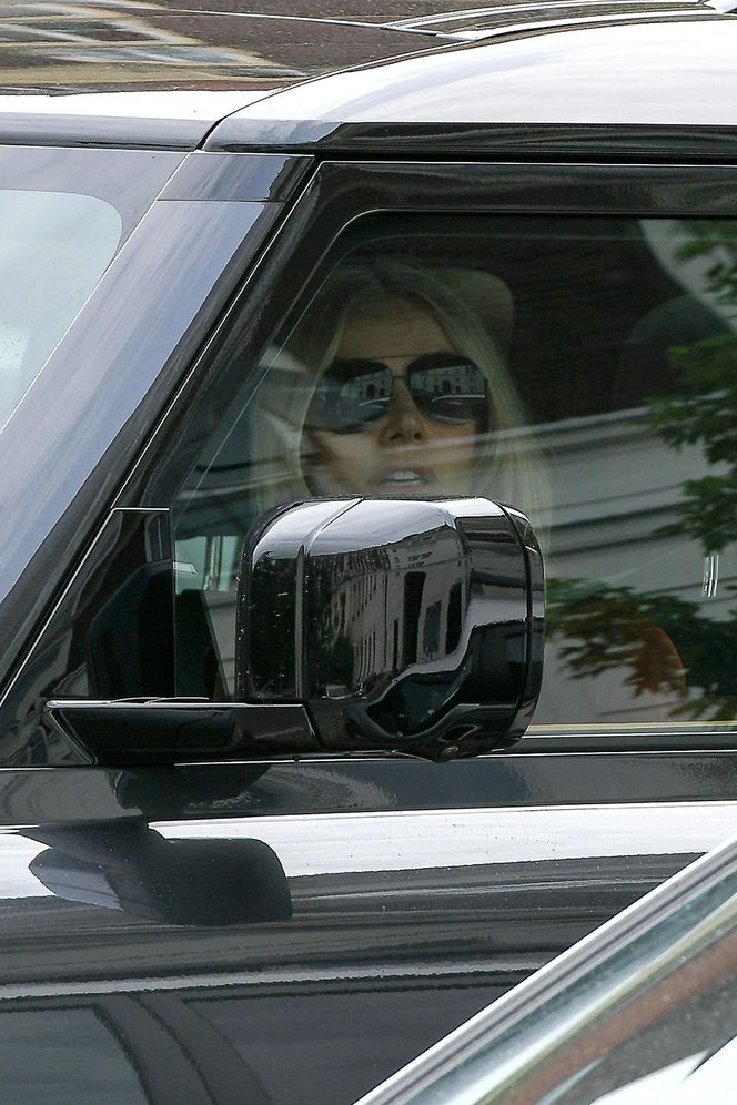 Agnieszka Woźniak-Starak zamieniła eko elektryczna Teslę na potężnego Defendera za 400 tyś.