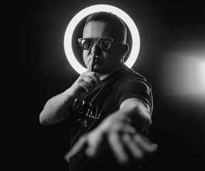 DJ Hazel nie żyje. Legendarny polski DJ zmarł w wieku 44 lat