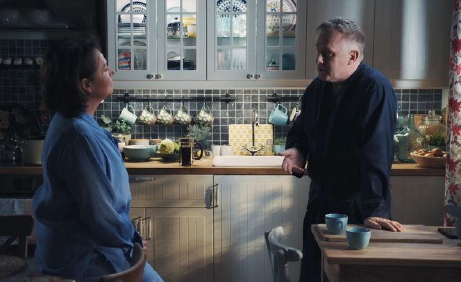 M jak miłość odc. 1889. Marysia (Małgorzata Pieńkowska), Artur Rogowski (Robert Moskwa)