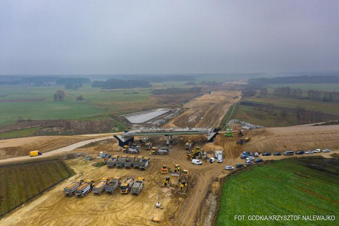 Budowa S7 na trasie Napierki - Płońsk. Zobacz postępy prac [GALERIA]