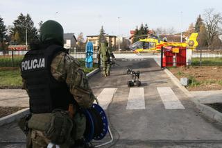 Bomba na pokładzie helikoptera. Nietypowa akcja służb