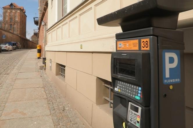 Toruń: Poważne zmiany w strefie parkowania od 1 kwietnia! Sprawdź, ile zapłacisz