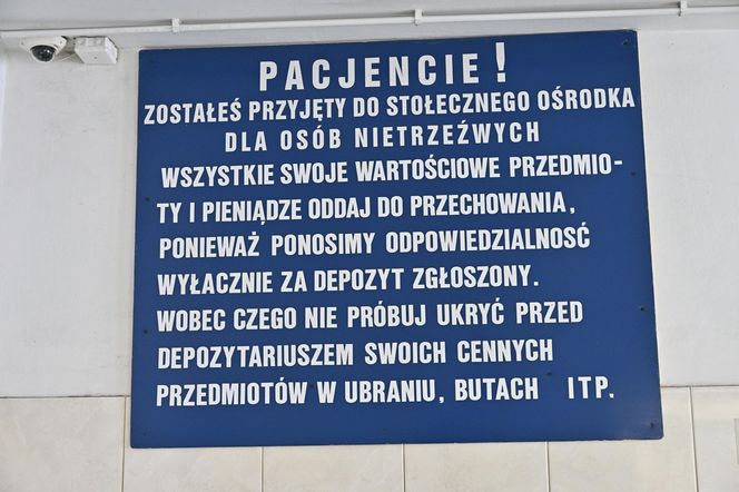 Byliśmy w izbie wytrzeźwień na Kolskiej w Warszawie. „Dajemy im 24 godzin na wytrzeźwienie”