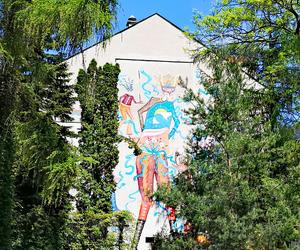 Mural na Domu Lekarskim w Krakowie róg Kopernika i Radziwiłłowskiej