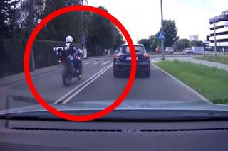 Motocyklista może dostać za to nawet 30 tys. zł mandatu! Wszystko jest na nagraniu