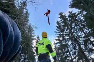Utknęli w jaskini w Tatrach. Ratownicy TOPR ruszyli na ratunek