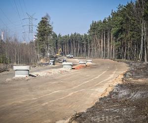 Trwa budowa drogowej bramy jury w Częstochowie