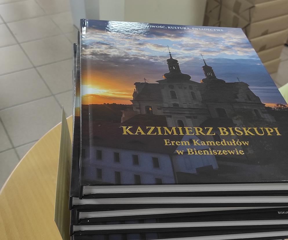 O codziennym życiu oo. Kamedułów z Bieniszewa w najnowszej książce