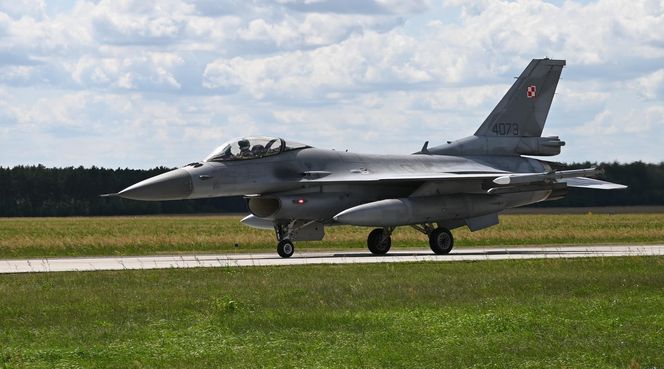 Polskie samoloty F-16