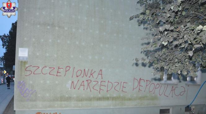 Zamość. Pisali, że pandemia nie istnieje. Grozi im więzienie