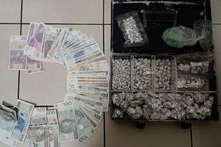 Akcja policji na Pradze. Trzech zatrzymanych z narkotykami