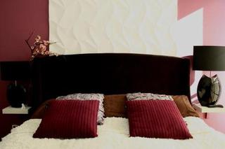 Jak urządzić sypialnię: dekoracje na ścianę i dodatki do sypialni