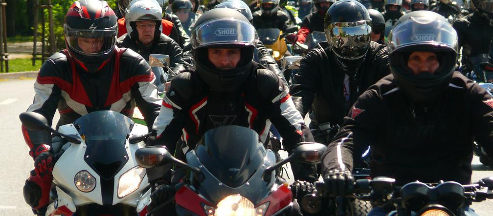 Motocykliści opanowali Bydgoszcz! Za nami oficjalnie rozpoczęcie sezonu! [ZDJĘCIA]