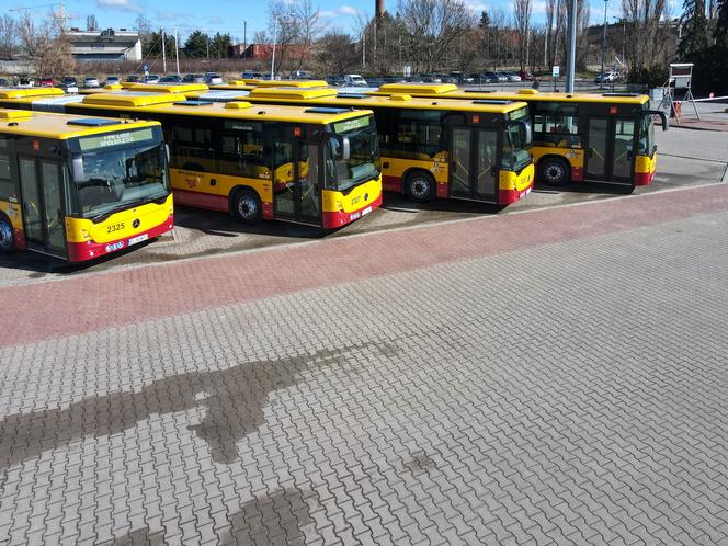 Nowe mercedesy MPK kursują już po Łodzi