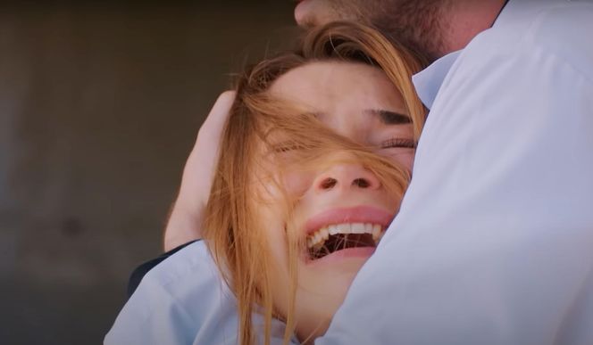 Bahar porzuca swoją siostrę w potrzebie i omotuje Kuzeya.