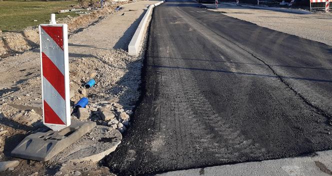 Uwaga kierowcy. Są prace na powiatowej trasie Tymowa – Łososina Dolna
