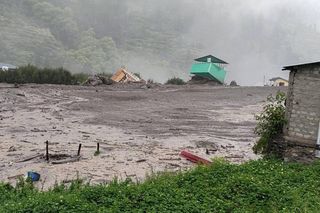 Powódź zmiotła wieś w kilka minut! Wstrząsające wideo w sieci