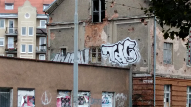 Pseudografficiarze w kościele