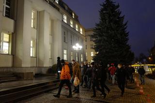 Związkowcy weszli do PGG w Katowicach. Chcą podwyżek i płatnych weekendów