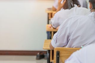 Zwolnienie z egzaminu ósmoklasisty. Kto nie musi pisać E8?