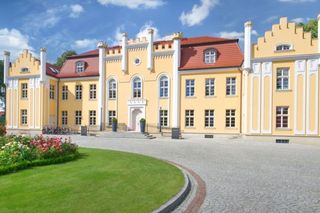 Bajkowy pałac w Gdyni z Kluczami Michelin! Tak wygląda hotel tylko dla dorosłych