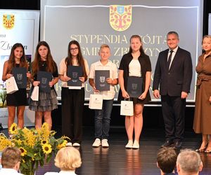 Stypendia Wójta Gminy Zbuczyn 2025