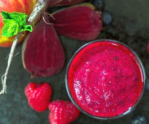 Do blendera wrzucam 4 składniki. Ten energetyczny koktajl jest pyszny i wspomaga metabolizm 