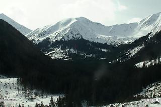 Powrót zimy? W Tatrach przybyło śniegu! Obowiązuje II stopień zagrożenia lawinowego 