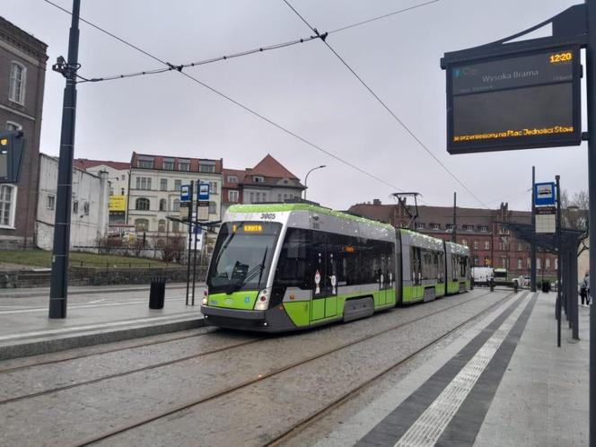 Pierwszy przejazd nową linią tramwajową