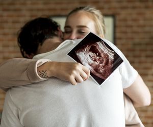 Płeć dziecka to nie loteria. Na płeć kolejnych dzieci ma wpływ wiek matki