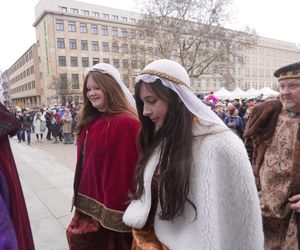 Kiermasz i inscenizacja na Placu Wolności z okazji Kaziuka Wileńskiego