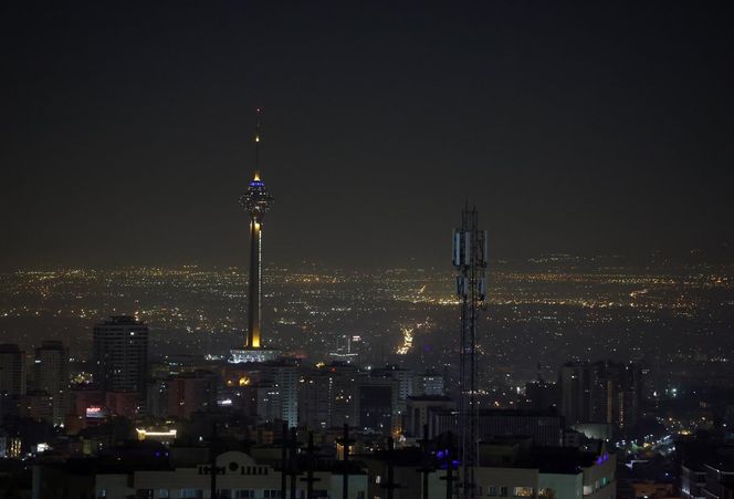 Silne eksplozje w Teheranie i jego pobliżu. Izrael zaatakował Iran