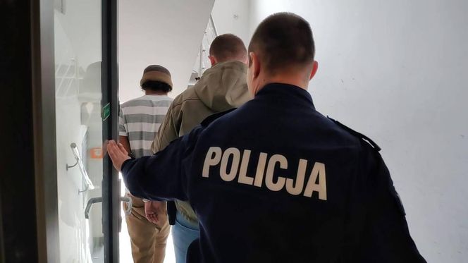 Ogólnopolska akcja policji. Tysiące funkcjonariuszy, ponad 1500 zatrzymanych. Zdjęcia z działań