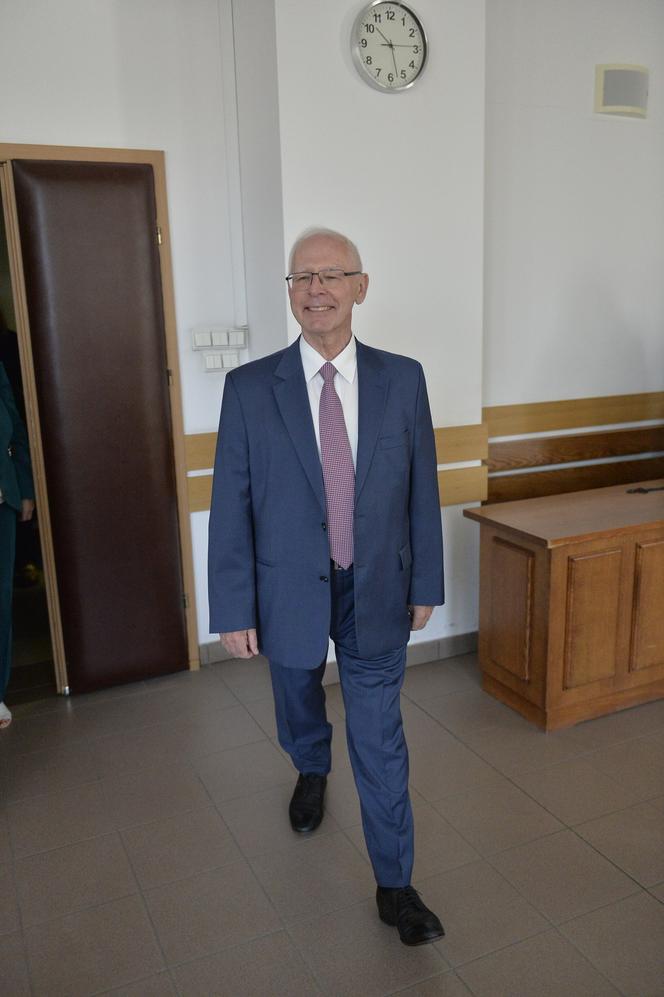 Jerzy Zięba znowu przed sądem. Autor kontrowersyjnych książek nie czuje się winny