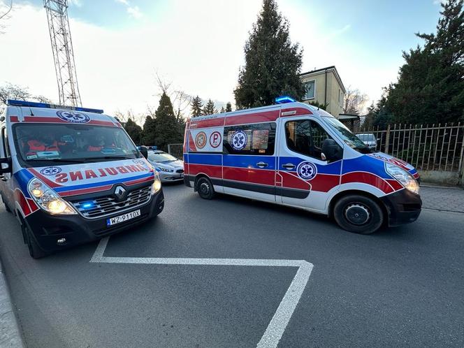Pożar kamienicy w Grodzisku Mazowieckim. 5 osób w szpitalu, dramatyczna akcja ratunkowa